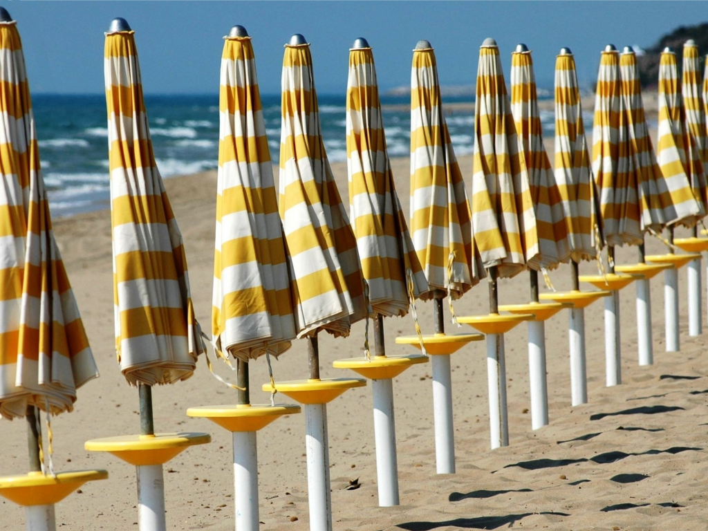 зонты, лето, пляж