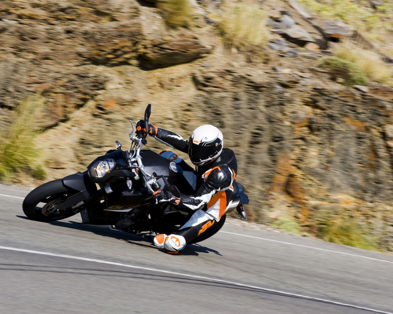 Duke, 990 Super Duke, motorcycle, мото, motorbike, мотоциклы, moto, KTM, 990 Super Duke 2011