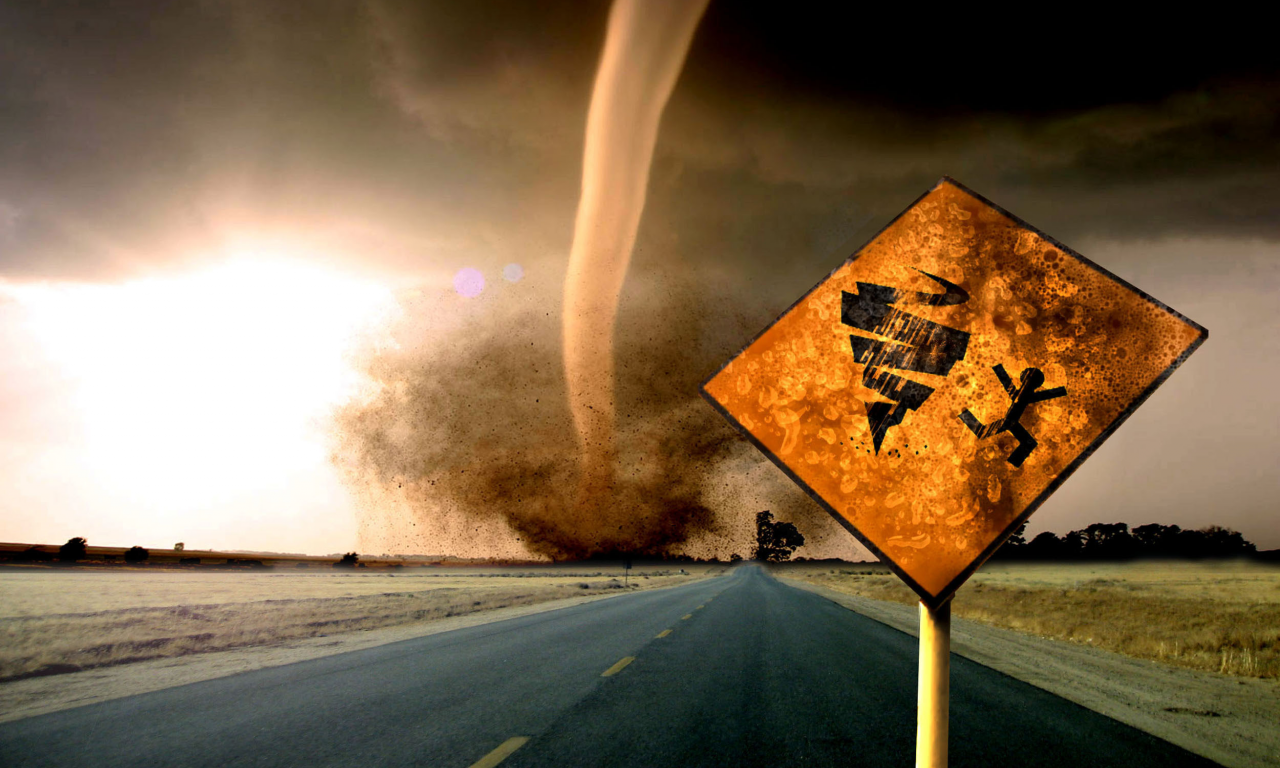 торнадо, трасса, дорога, предупреждение, знак, пасмурно, смерч, указатель, буря, опасность