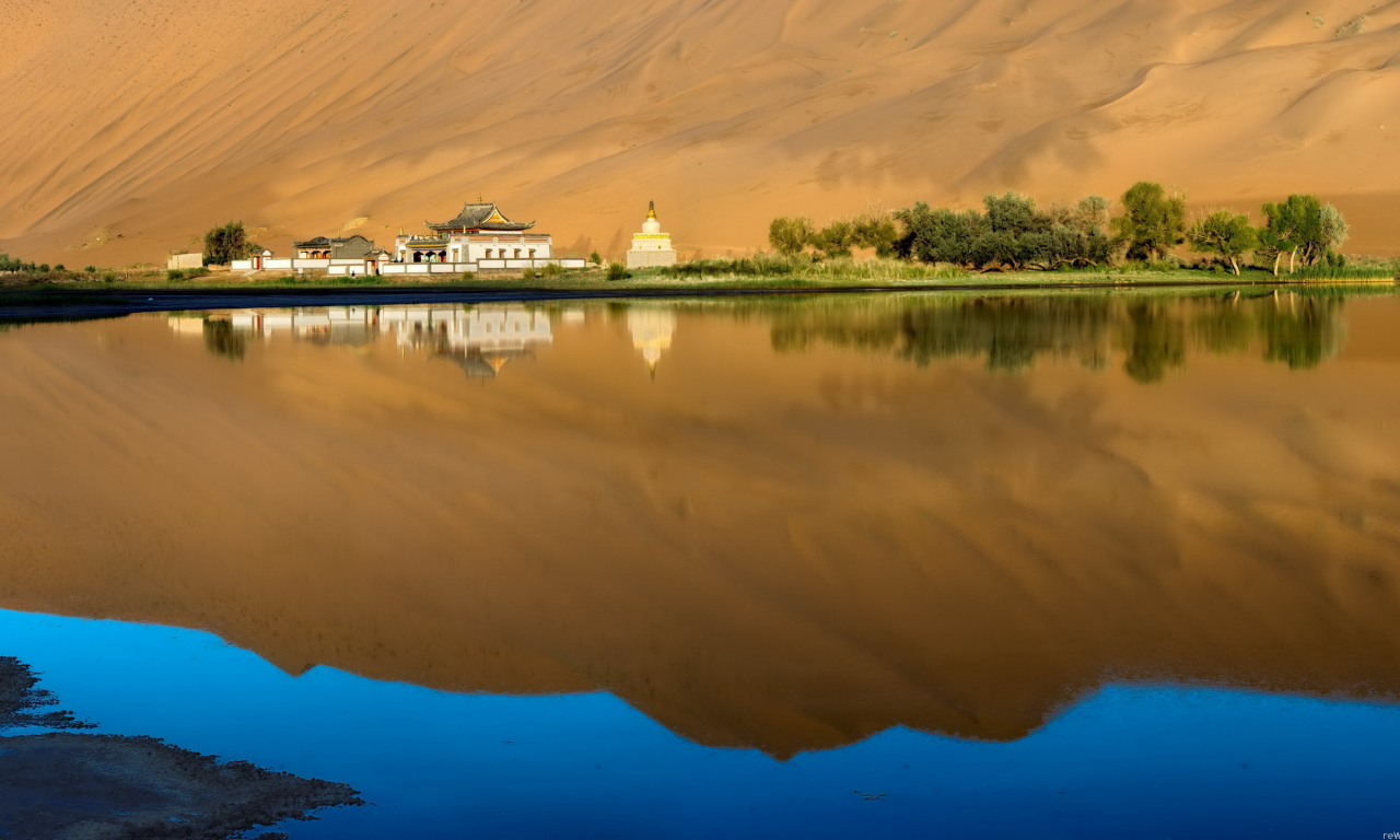 Китай, песок, дома, озеро