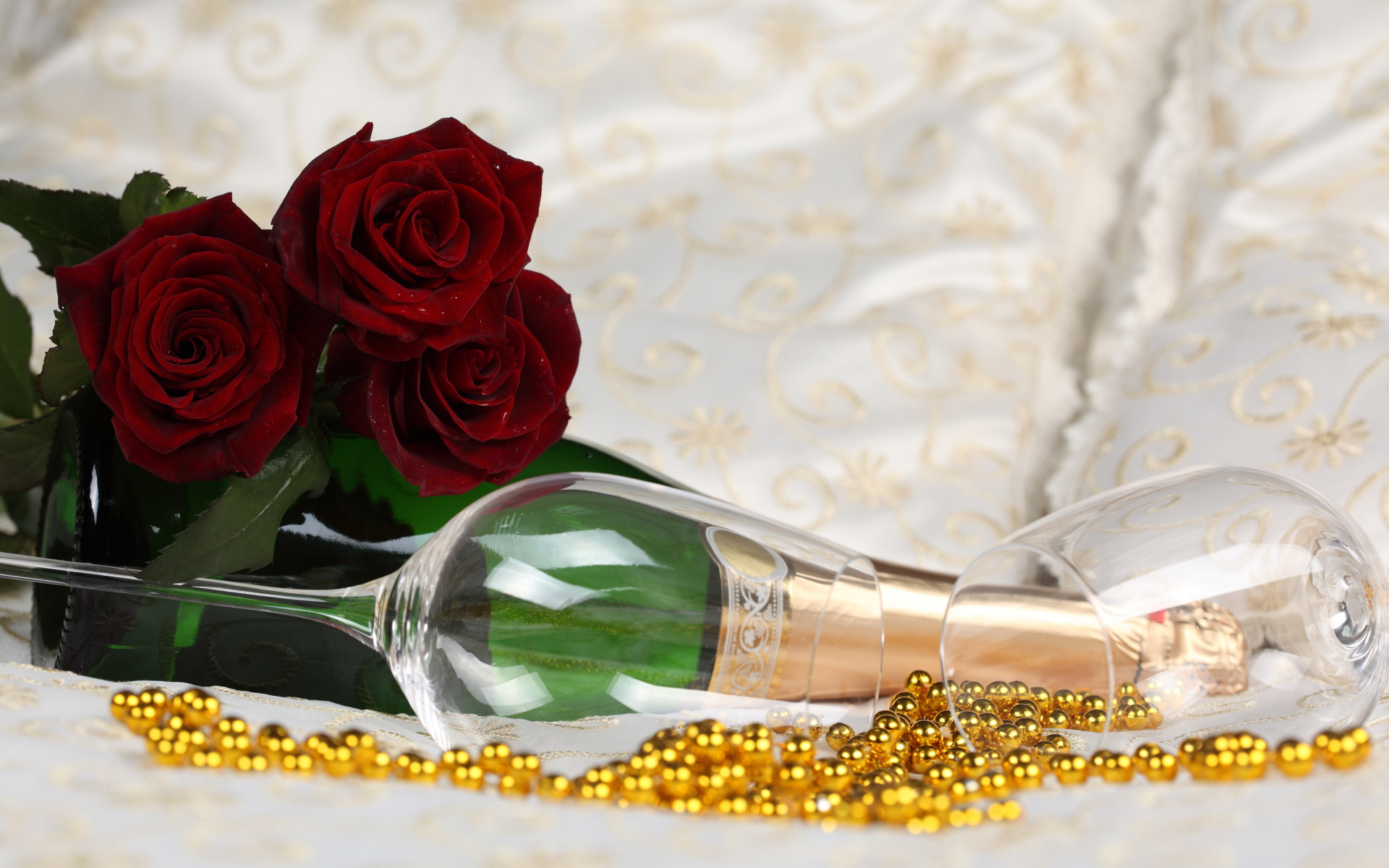 очки, шампанское, розы, цветы