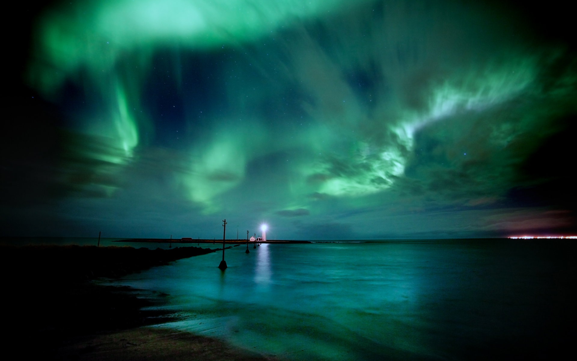 вода, небо, звезды, море, исландия, маяк, ночь, северное сияние