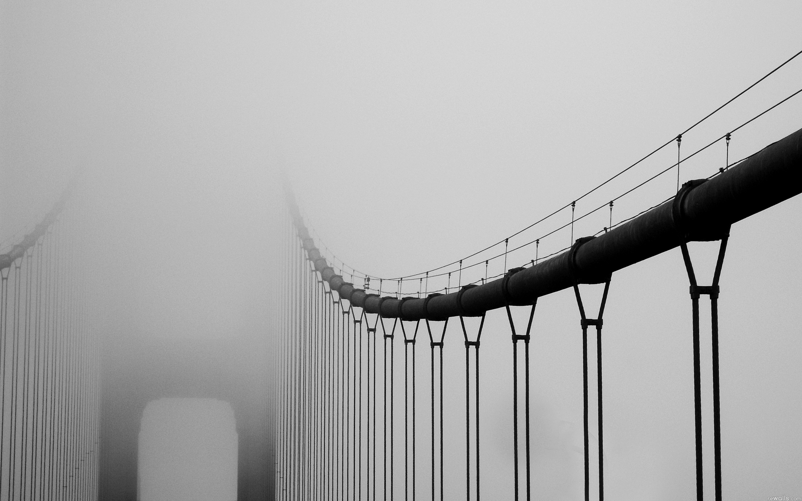 туман, Мост, черное-белое