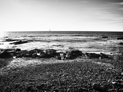 Море, пляж, берег, маяк, камни, волны