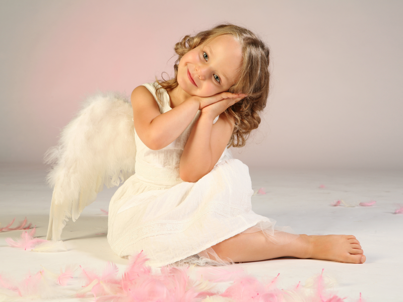 крылья, children, lovely, little girl, детство, happiness, childhood, wings, angel, feathers, ангел, child, ребенок, маленькая девочка, перья, cute, милый, дети, beautiful, joy, радость, прекрасный, счастье, красивый