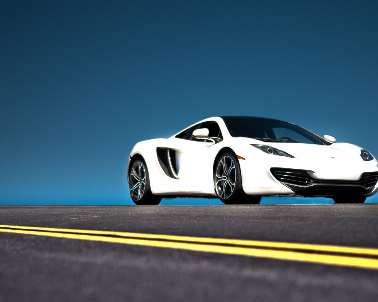 mclaren mp4-12c, дорога, машина