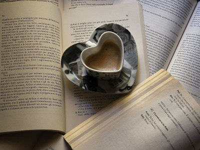 сердце, страницы, кружка, книги, кофе