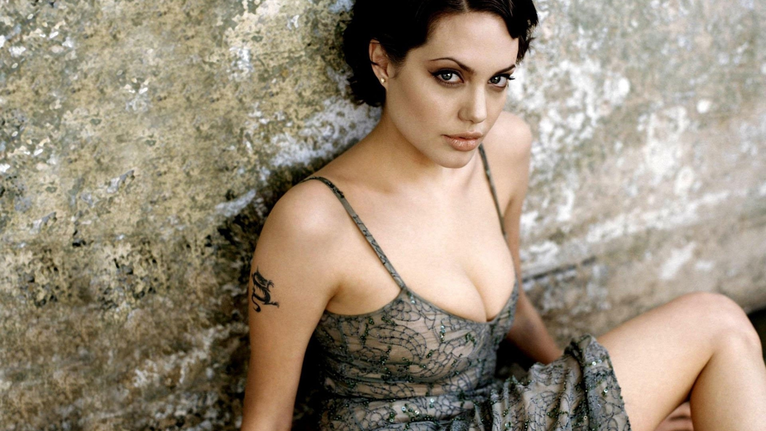 short hair, tattoos, Angelina Jolie, women, короткие волосы, Анджелина Джоли, женщины, татуировки
