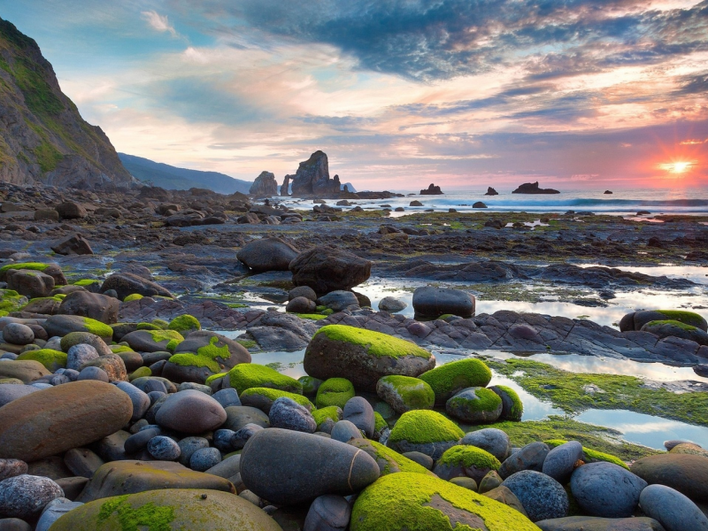 skies, облака, sea shorelines, sea, clouds, скалы, rocks, солнце, небо, пляж, water, beach, закат, Sun, море, sunset, море береговой линии, вода