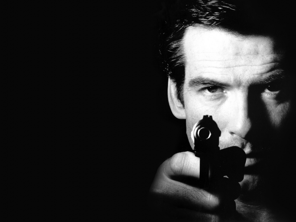 агент 007, джеймс бонд, Пирс броснан, pierce brosnan, пистолет