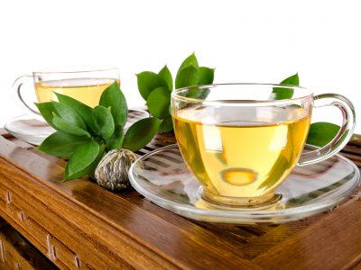 Зеленый, столик, листья, чашки, белый фон, чай, напиток
