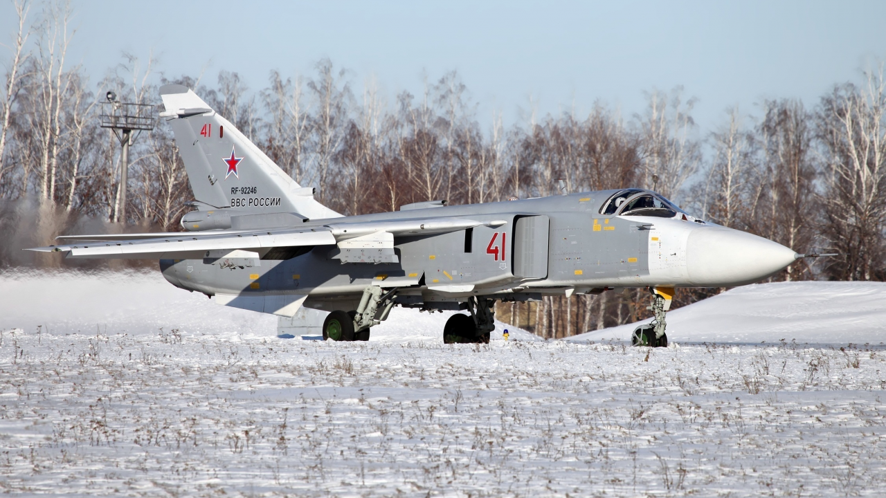самолет, Су-24, бомбардировщик, взлет, фронтовой