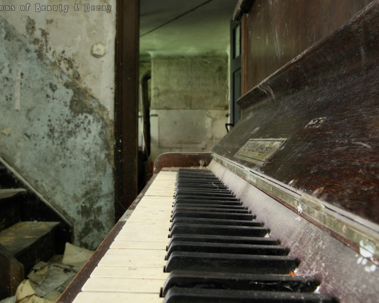 лестница, дверь, старина, антиквариат, пыль, открыта, пианино, клавиши