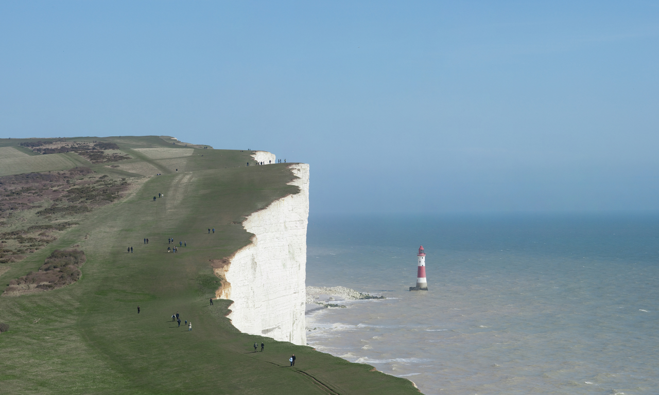 на южном побережье великобритании, бичи-хед, маяк, мыс, небо, beachy head, люди, обои