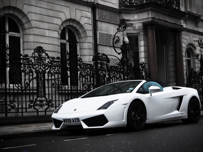 фото, lp560 4, cars, roadster, чб, white, lamborghini gallardo, обои авто, остановка, стоянка, auto, улица, city, spyder