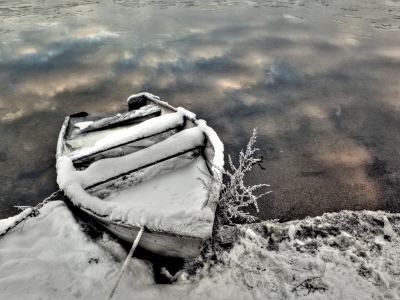 лодка, пруд, зима.снег, озеро, мороз, водоём