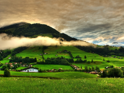 поля, холмы, зелень, деревья, пейзаж, небо, трава, деревня, горы, облака, дома
