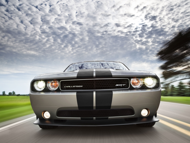 challenger, облака, фары, бампер, небо, размытие, скорость, srt8, dodge, додж, дорога