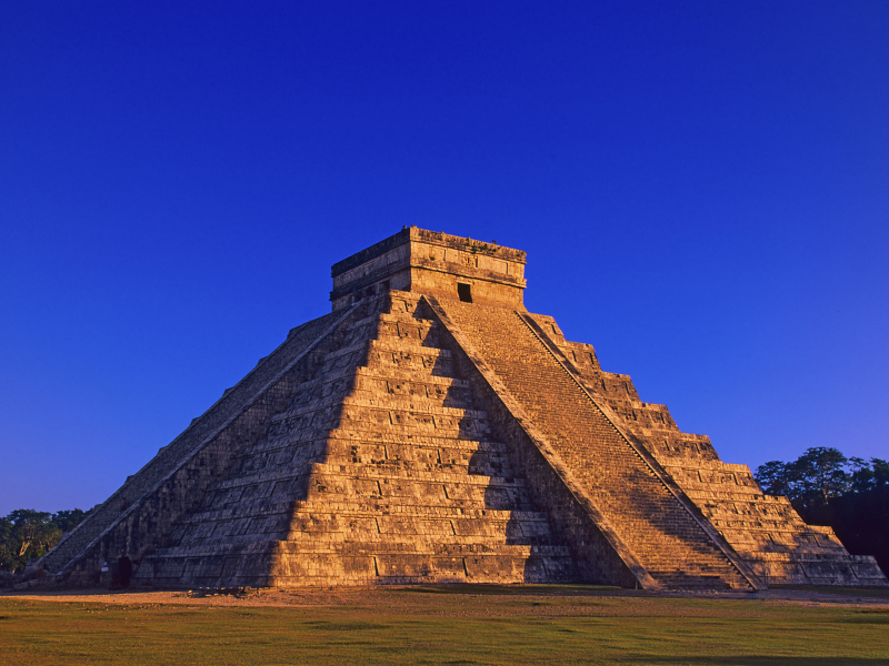 of kukulkan, mayan pyramid, la pir__mide de kukulkan al atardecer