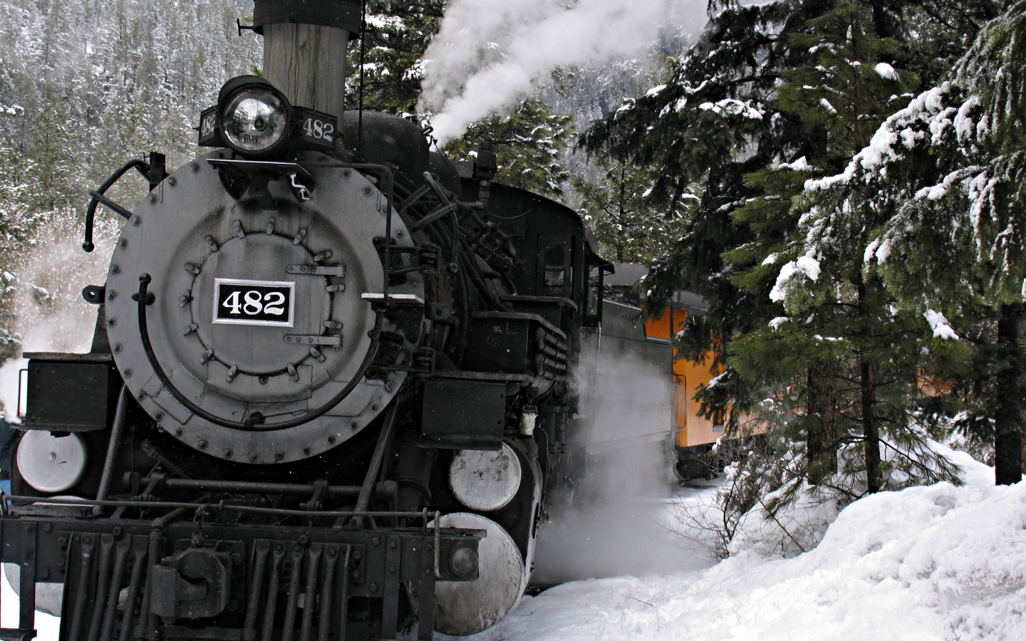 состав, железная дорога, winter in highlands, движение, steam train, деревья, вагоны, горы, зима, лес, паровоз, снег
