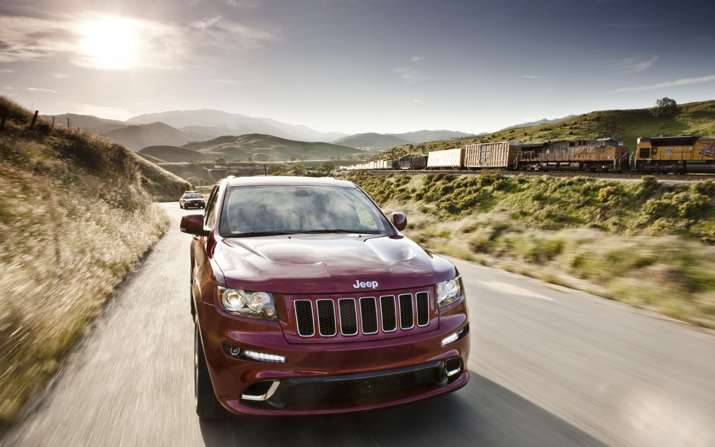 srt8, поезд, дорога, джип, jeep grand cherokee