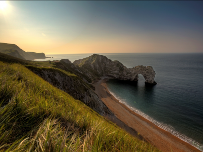 небо, england, море, пляж, wallpapers, обои, фон, солнце, арка, durdle door, англия, пейзаж, скала