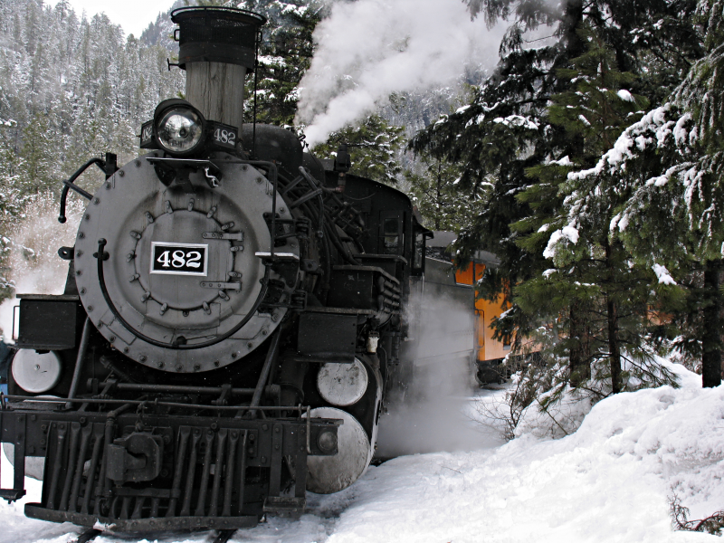 состав, железная дорога, winter in highlands, движение, steam train, деревья, вагоны, горы, зима, лес, паровоз, снег