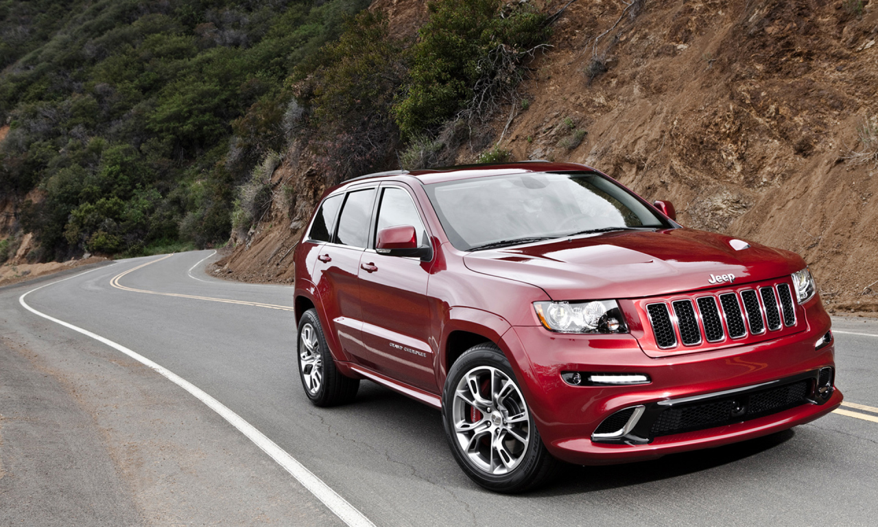 grand cherokee 2011, srt-8, мощный джип