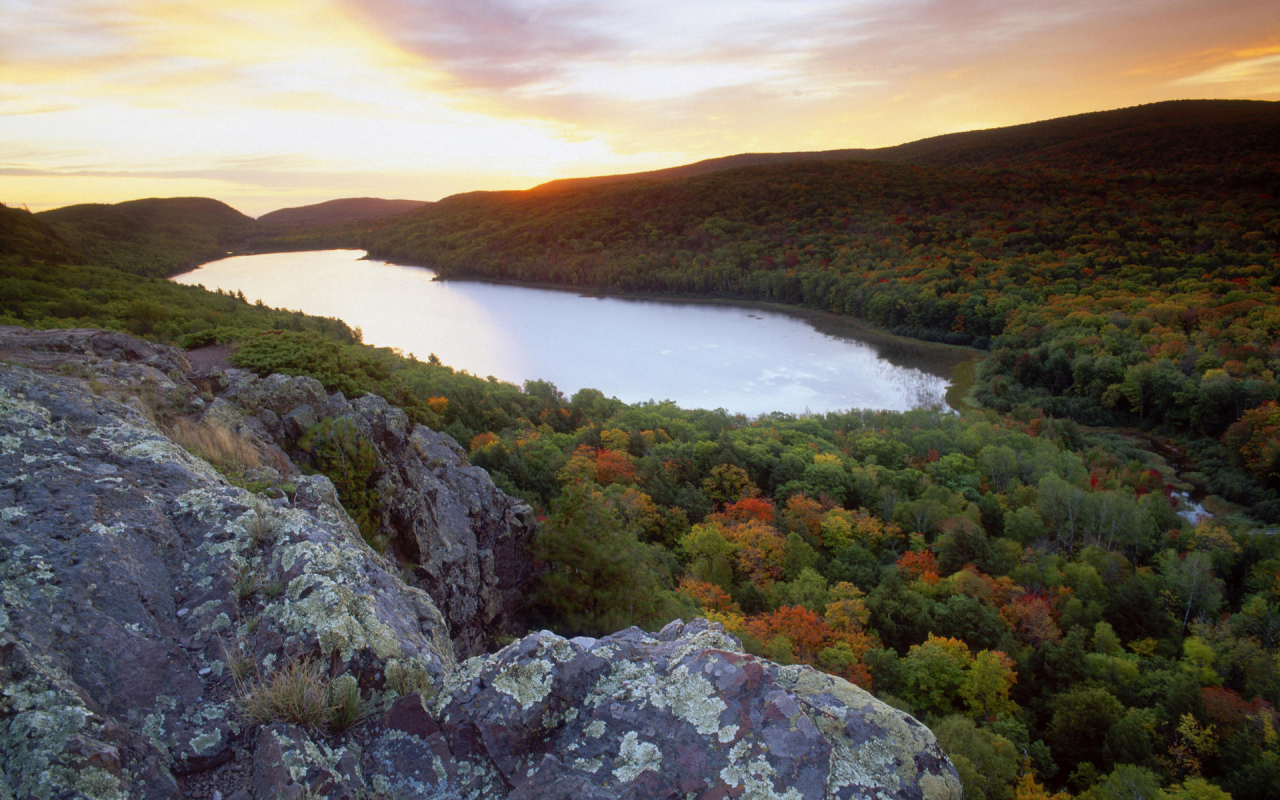 скала, камень, кустарники, горизонт, озеро, речка, lake, закат