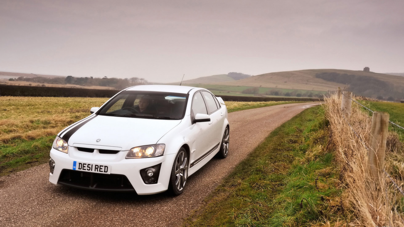 bathurst, vauxhall, vxr8