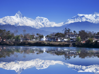 непал, отражение, горы, дома, озеро, вода