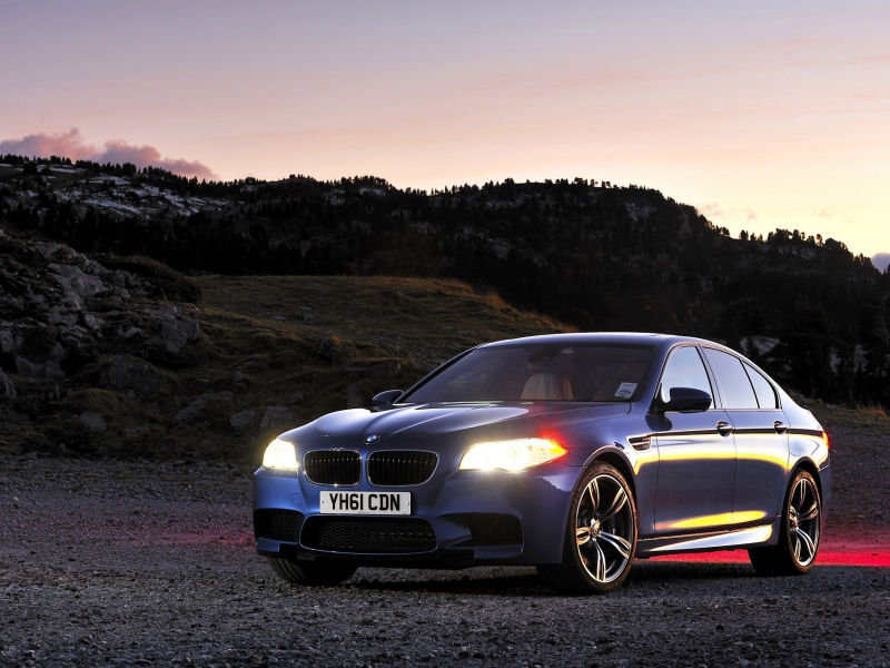 небо, nature, sky, car, trees, 1920x1277, машина, природа, свет, stones, деревья, 2012 bmw f10 m5, камни, light