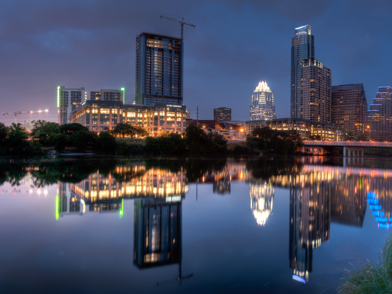 downtown, отражение, ночь, texas, огни, город, reflection, lady bird lake, озеро, austin