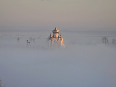 храм, купола, пейзаж, туман