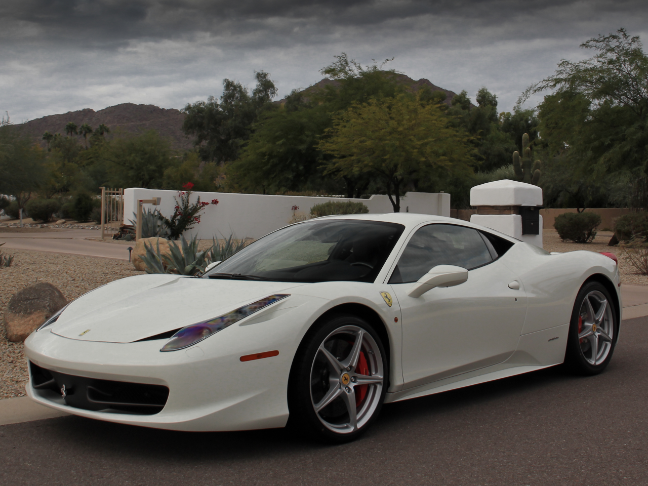 white, деревья, феррари, mountains, белая, ferrari, италия, 458 italia