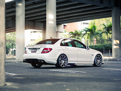 white, road, amg, mercedes, tuning, c63, bridge, street, mercedes-benz, wheels, power, palm, sedan