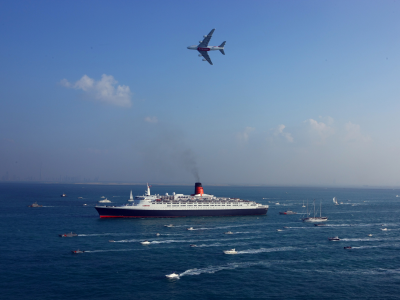 queen elizabeth, airbus, a380, авиалайнер, 2, emirates airline, самолет