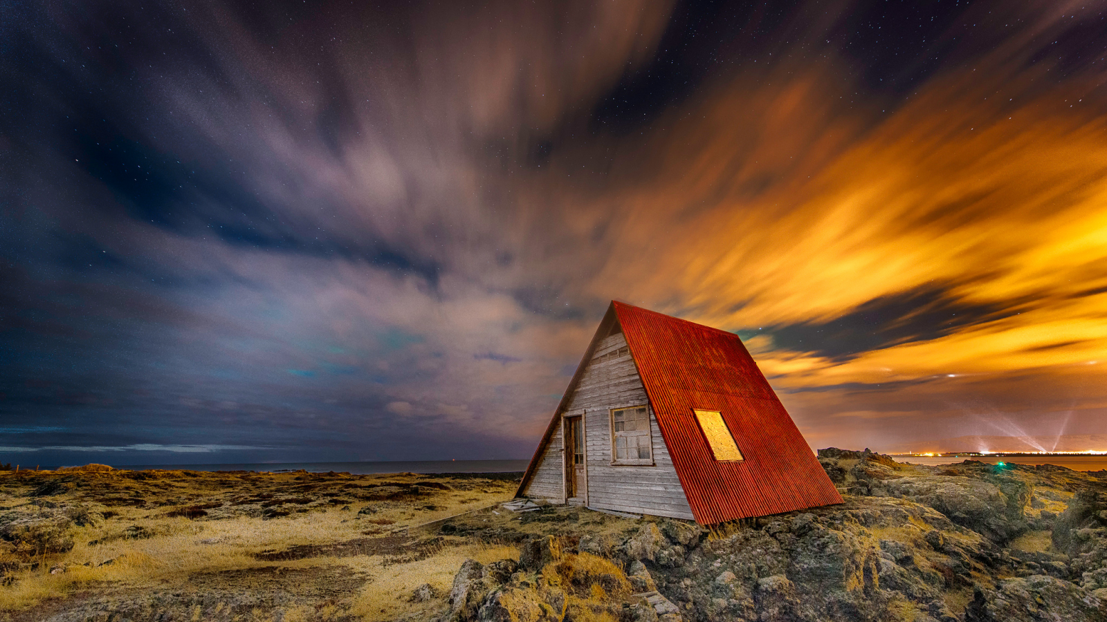 звезды, дом, исландия, ночь, небо, свет, larry gerbrandt photography