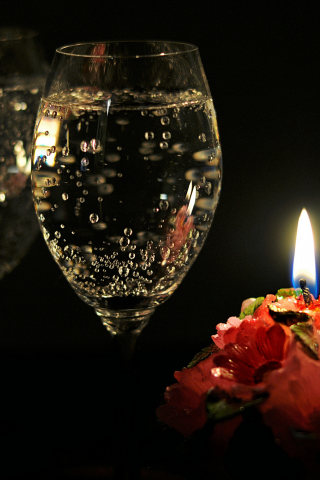 отражение, шампанское, свеча, бокал