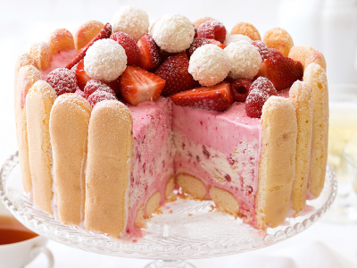 торт, ягоды, клубника, десерт, пирожное, сладкое, еда