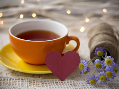 чашка, table, напиток, holiday , cup, drink, tea, love, lights, heart, flowers, bouquet
