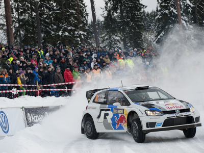 снег, rally, ралли, лес, sebastien ogier, зима, фаны, wrc, polo, volkswagen