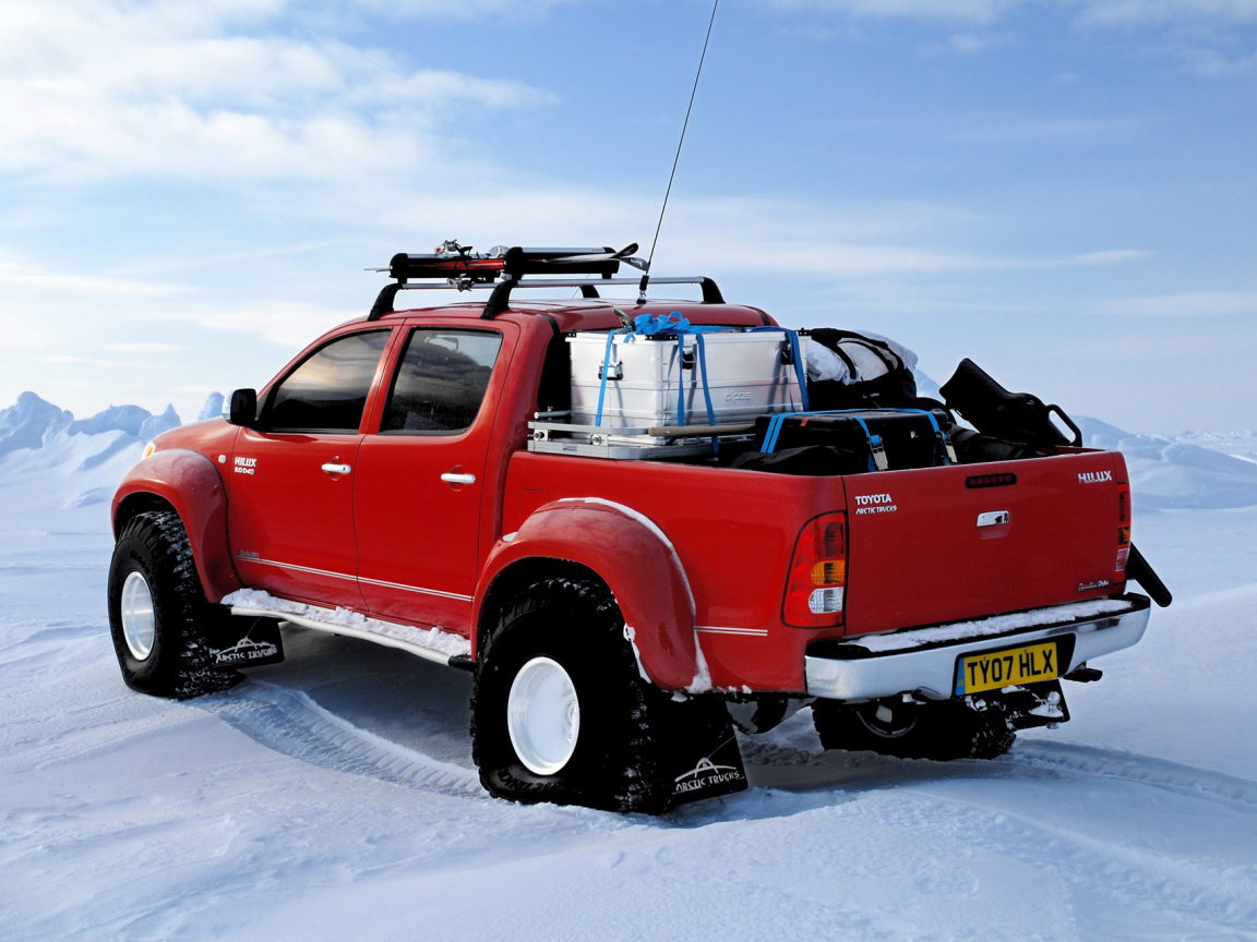 north pole, hilux, arctic trucks, red, toyota, снег, зима, северный полюс