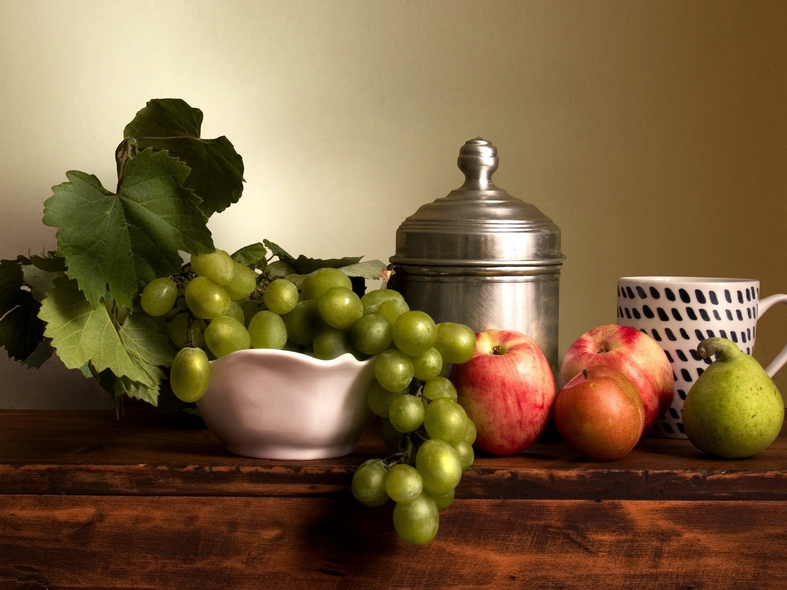 mug, food, apples, leaves, vase, fruits, grapes, still life, green