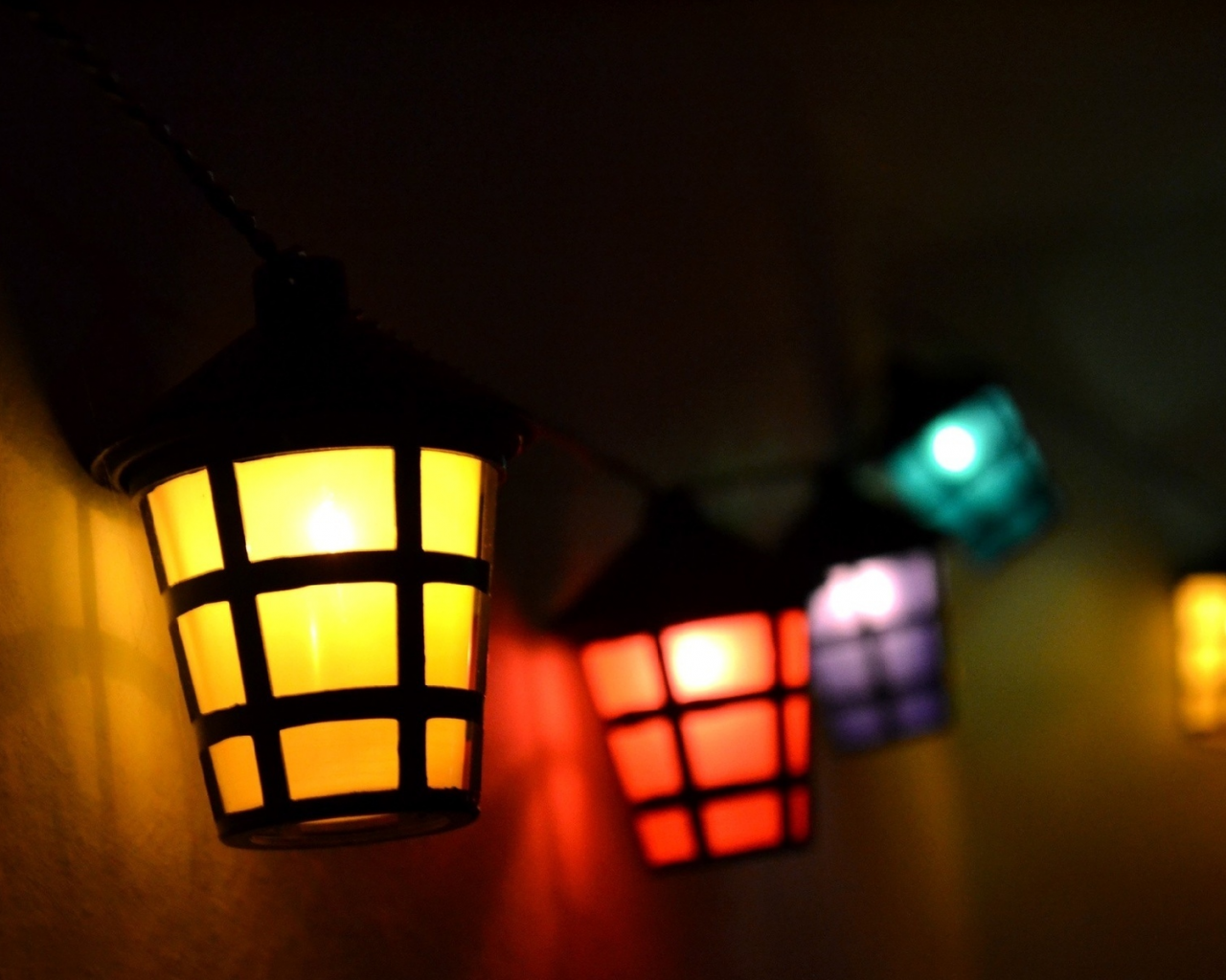lights, colors, red, blue, purple, yellow, lamp