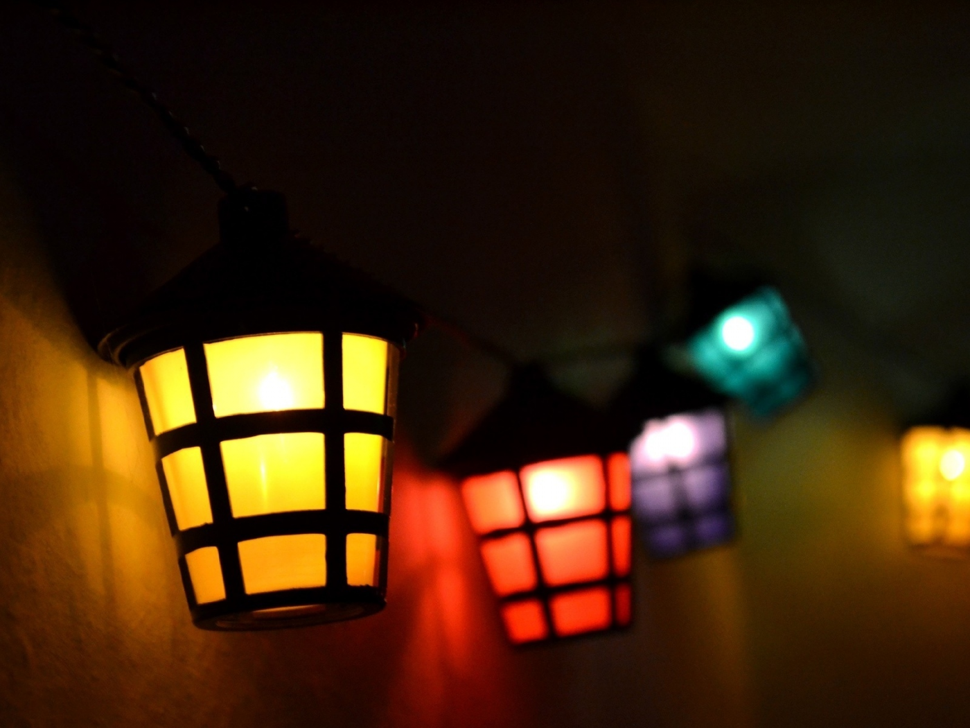 lights, colors, red, blue, purple, yellow, lamp