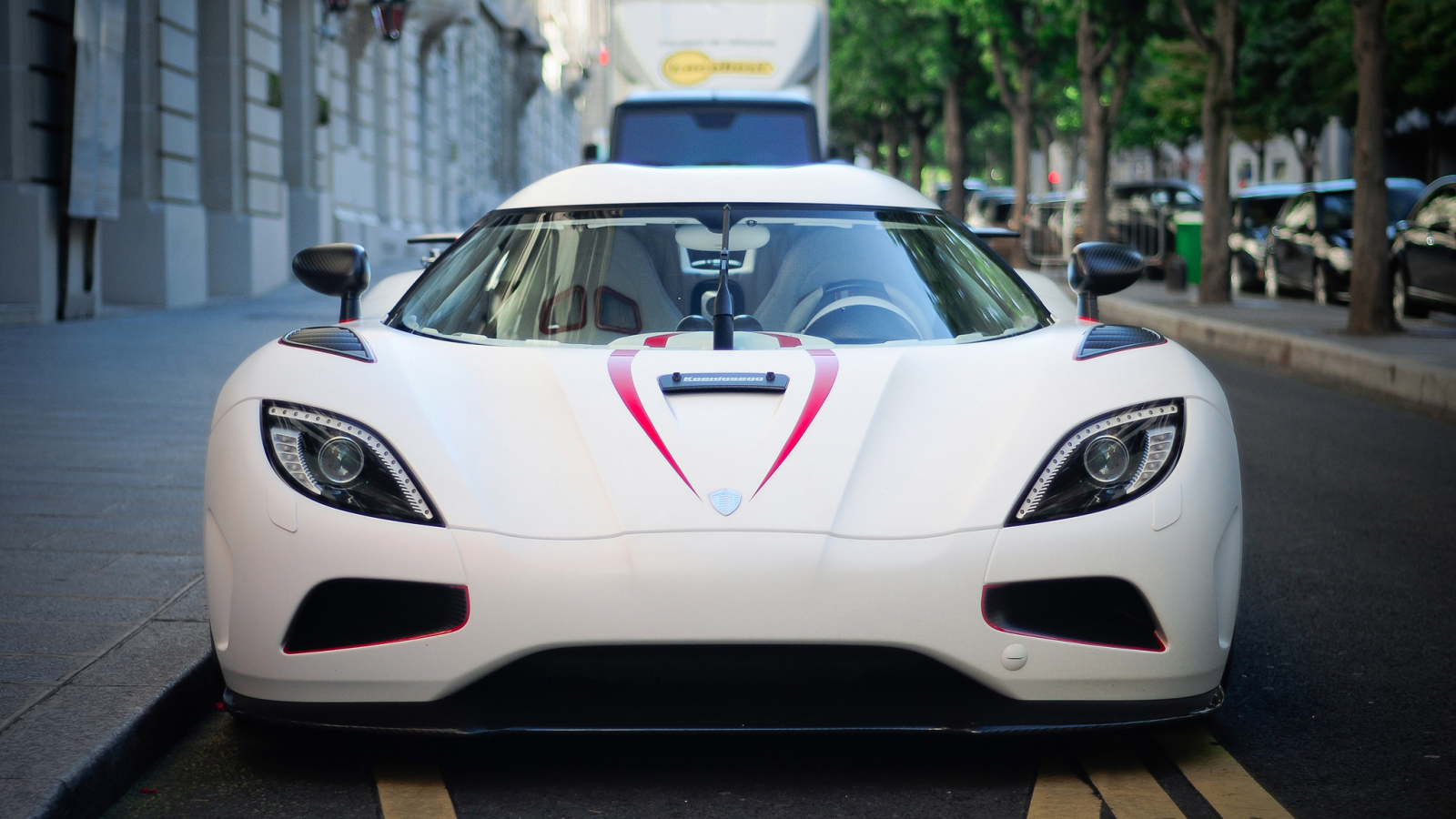 white, van, front, koenigsegg, cars, agera r, кёнигсегг, street, supercar, tree