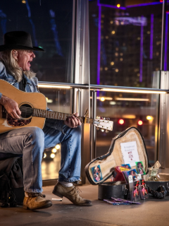 street performer, vegas, man, guitar