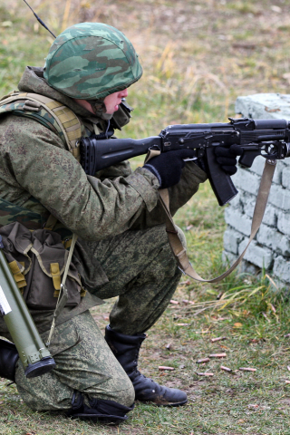 лес, солдат, стрельбище, камуфляж, русский, ак, боец