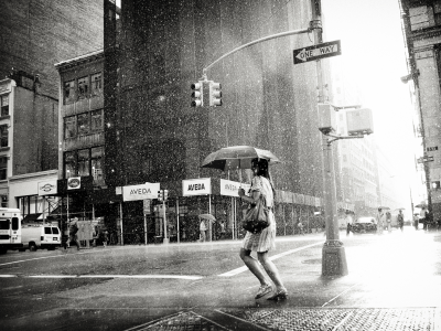 loneliness, megalopolis, black-and-white, хонт, weather, cloudy, woman, girl, city, rain